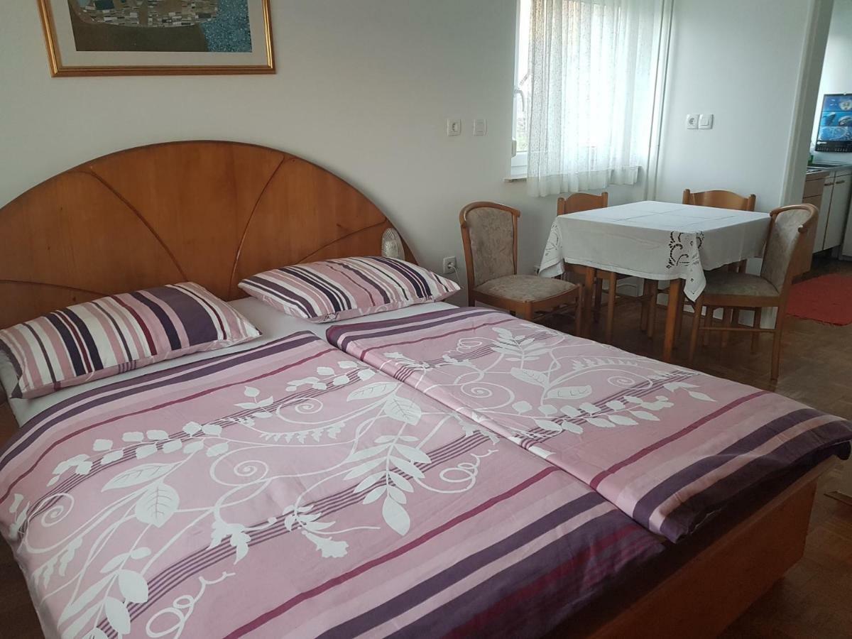 Apartment Lipar Preddvor Bagian luar foto