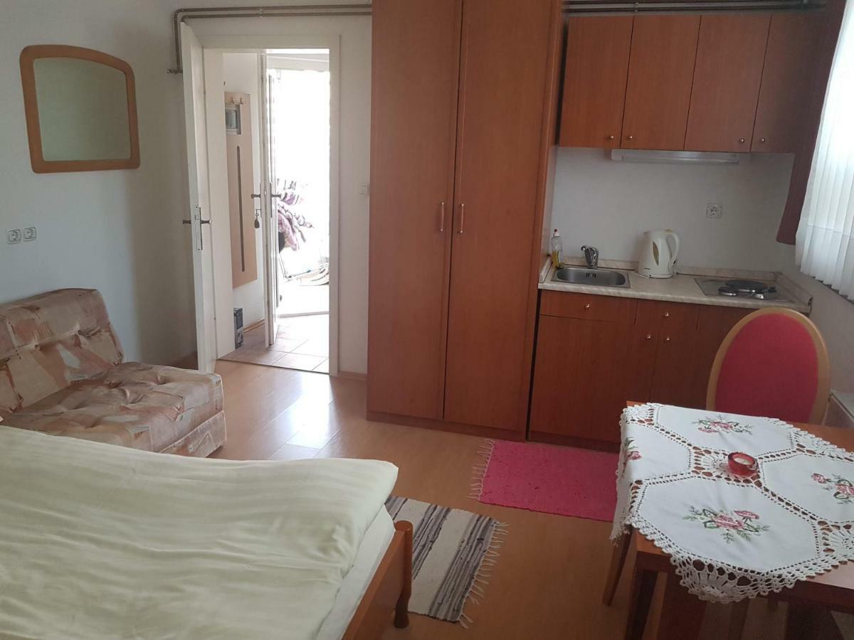 Apartment Lipar Preddvor Bagian luar foto